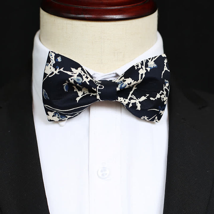Papillon da uomo con graffiti blu navy e bianco - image 1