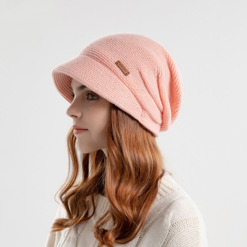 Cappello da donna lavorato a maglia con tesa larga e toppa a forma di lettera - image 7