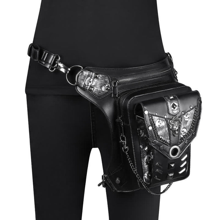 Borsa da gamba con catena Steampunk e decorazione a borchie con teschio - Nero - image 0