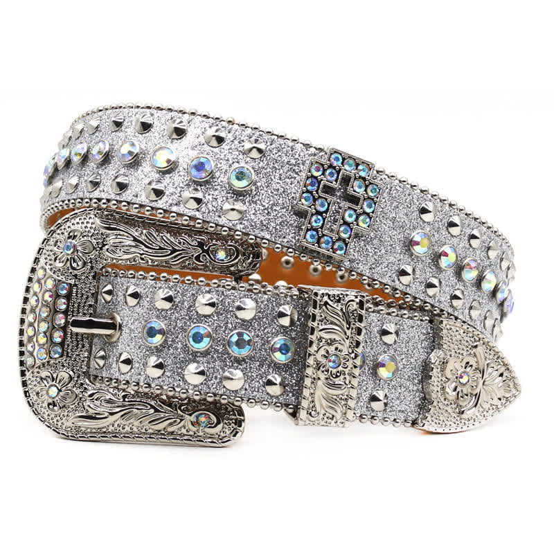 Cintura in pelle con borchie di strass e croce gotica alla moda - image 23