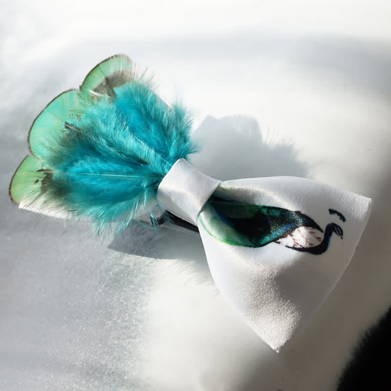 Papillon con piume di coda di pavone turchese e bianco - image 1
