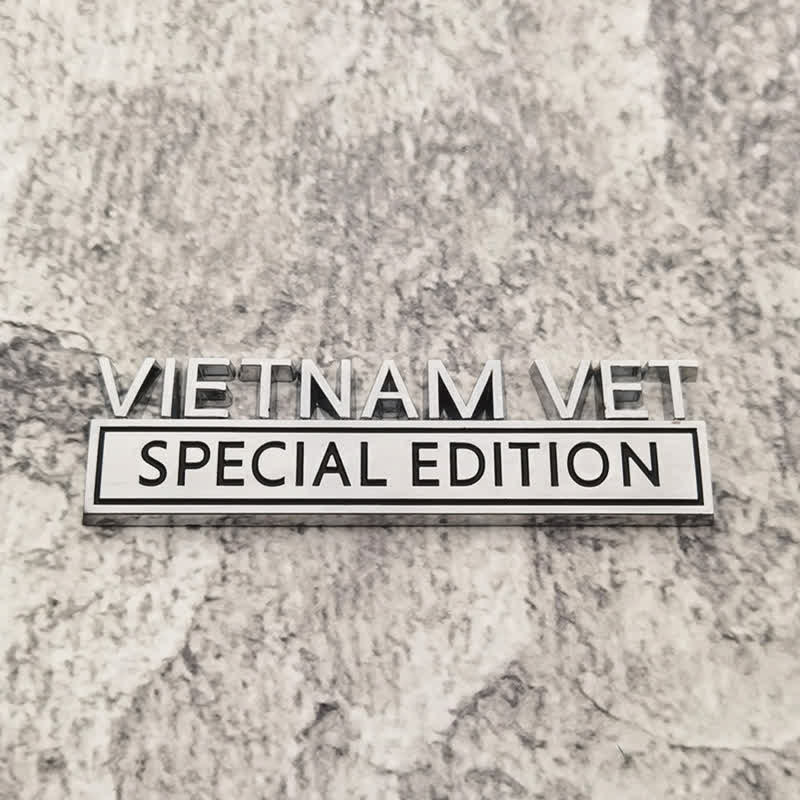 Distintivo per auto adesivo in metallo VIETNAM VET EDITION - Argento e nero - image 1