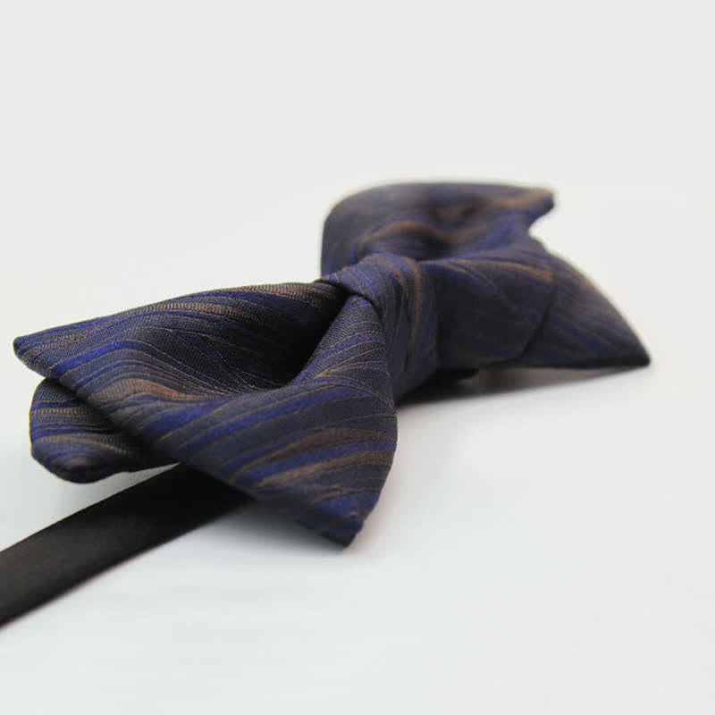 Papillon da uomo in jacquard a righe sottili blu scuro - image 3