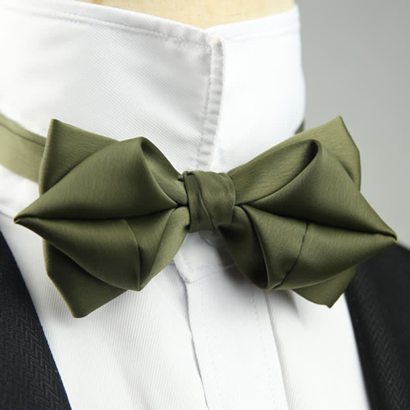 Papillon a punta unica per uomo, stile casual - Verde oliva - image 8