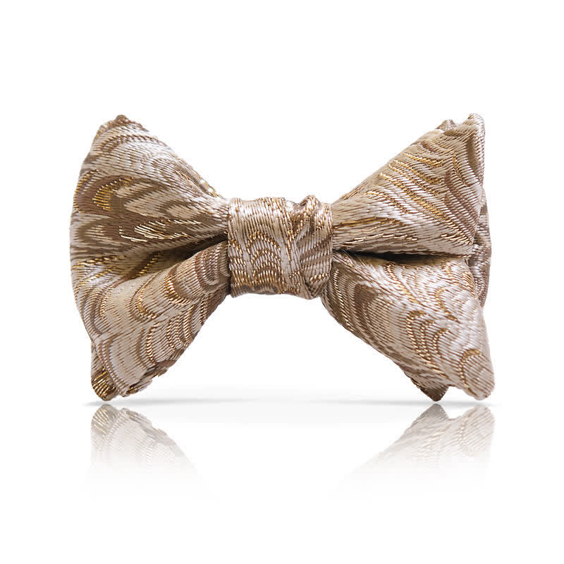 Papillon oversize a punta con motivo a spina di pesce in jacquard dorato da uomo - Stile n. 1 - image 1