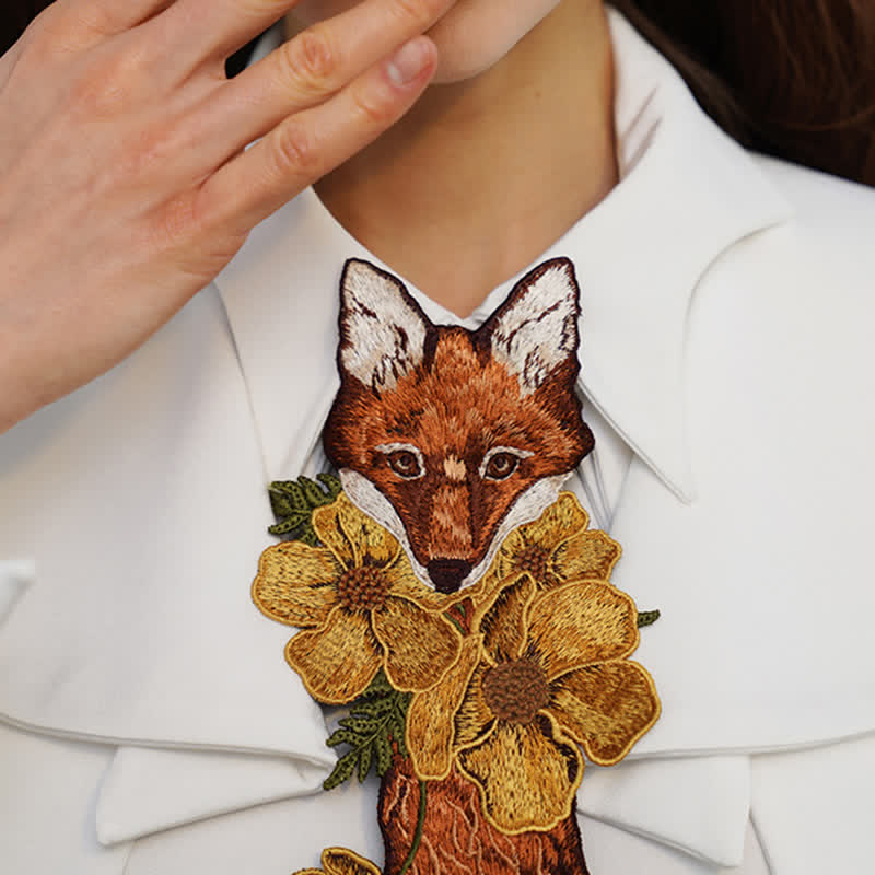 Cravatta con cerniera ricamata con fiori di volpe vintage da donna - image 1