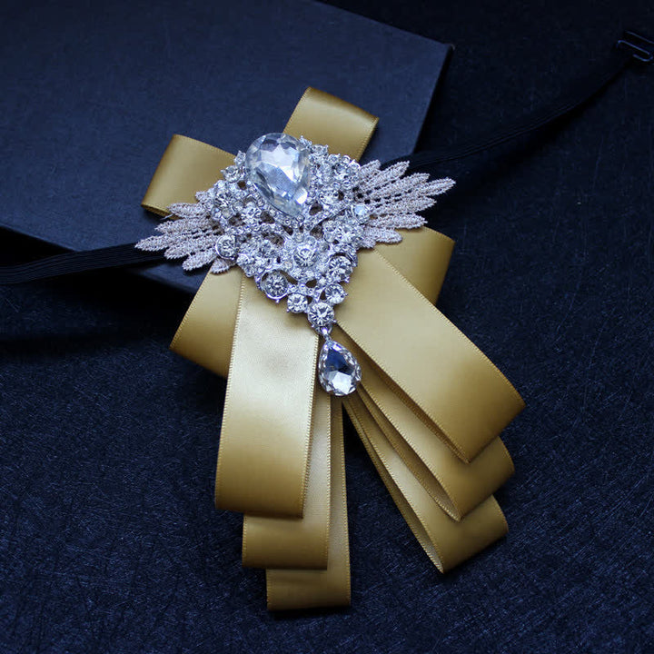 Cravatta a farfalla con nastro pendente in strass di cristallo retrò - Oro - image 10