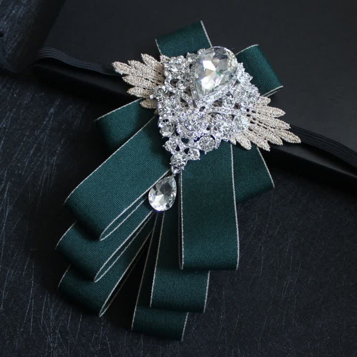 Cravatta a farfalla con nastro pendente in strass di cristallo retrò - Bordo verde - image 23