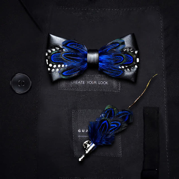 Papillon con piume vivaci a pois bianchi e blu scuro per bambini con spilla da bavero - Ragazzo - image 0