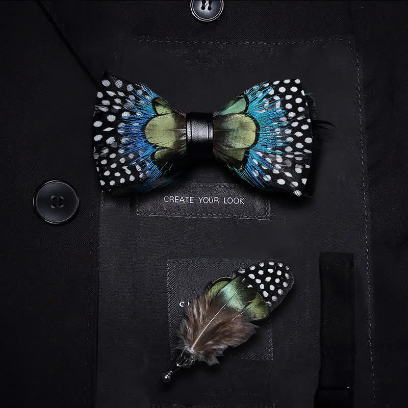 Papillon con piume a pois verdi e blu per bambini con spilla da bavero - Ragazzo - image 0