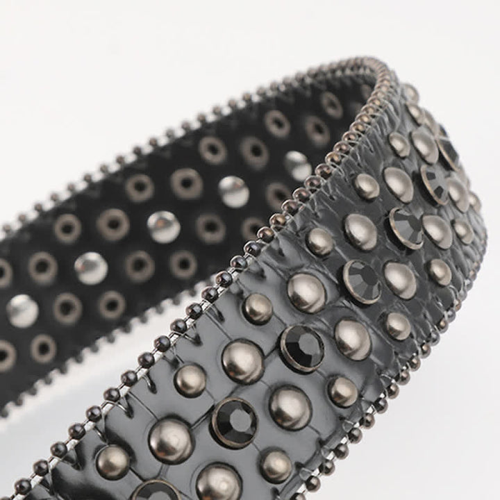 Cintura in pelle con borchie mini teschio e strass - image 4