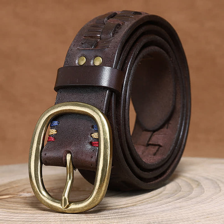 Cintura in pelle intrecciata con jeans retrò alla moda - image 3