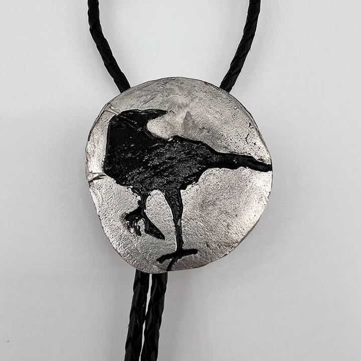 Cravatta Bolo con ciondolo in argento corvo nero - image 2