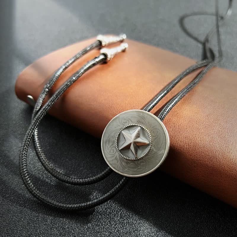 Elegante cravatta Bolo con stella a cinque punte e smalto blu - Argento antico - image 6