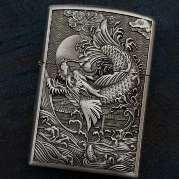 Accendino a cherosene ricaricabile Dragon Fish Relief - Argento antico - image 6