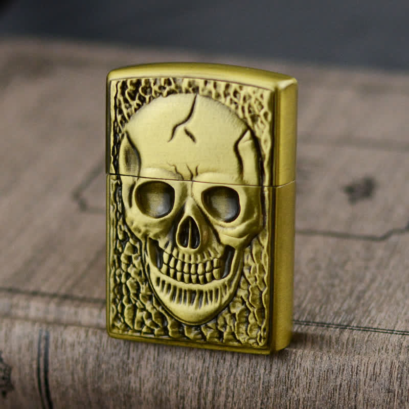Accendino a butano ricaricabile con design a forma di grande teschio - Bronzo - image 0
