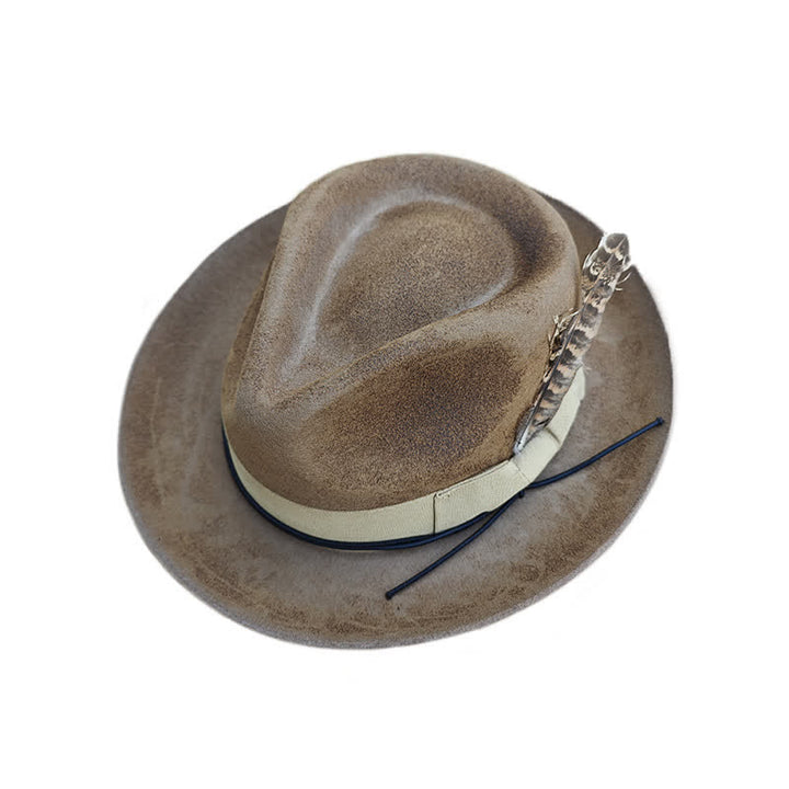 Cappello da cowboy in feltro con decorazione di piume invecchiate color cammello - image 7