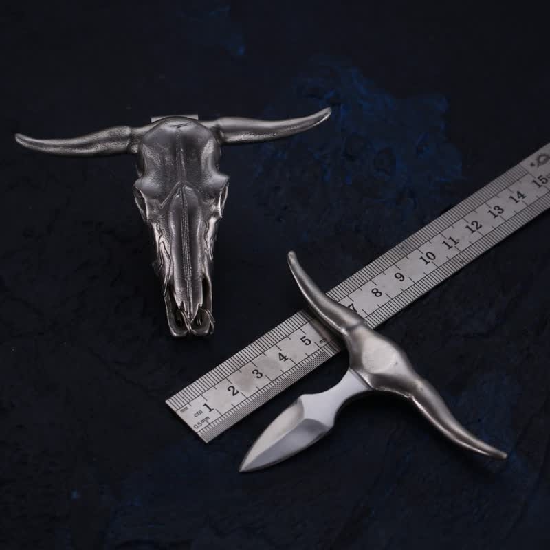 Fibbia per cintura con ciondolo multifunzione EDC a forma di testa di toro Longhorn - Argento - image 0