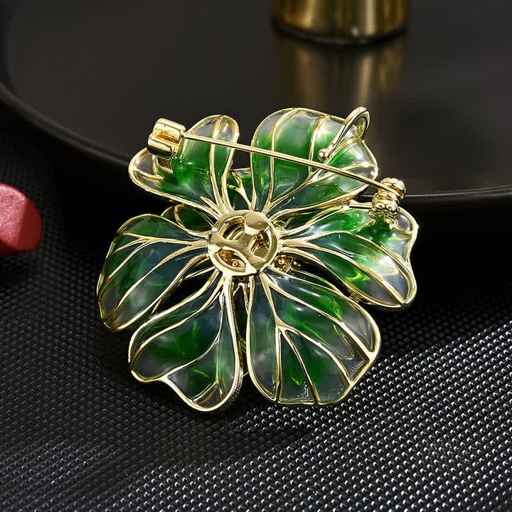 Spilla da donna in smalto placcato oro con peonia verde - image 3