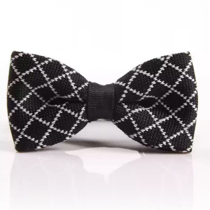 Papillon lavorato a maglia a quadri a righe bianche e nere da uomo - Stile n. 2 - image 1