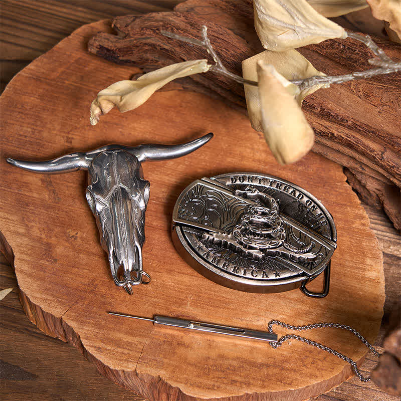 Set di collana con ciondolo a forma di toro con corna di cervo, fibbia a serpente e coltello nascosto fai da te - image 1