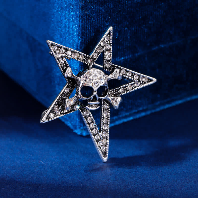 Spilla con teschio e osso a forma di pentagramma con strass - Argento - image 1