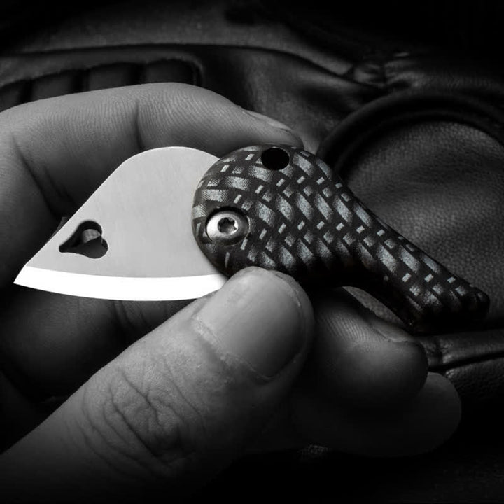 Portachiavi con coltello tascabile pieghevole a forma di cuore con lama cava - image 6