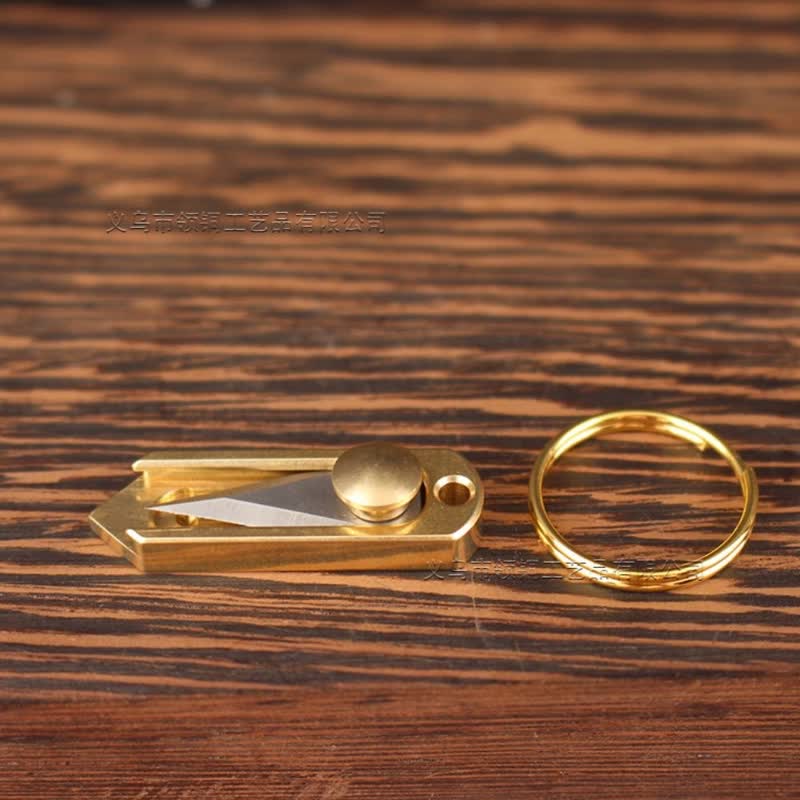 Portachiavi con lama a spinta in ottone mini EDC Tool - image 3