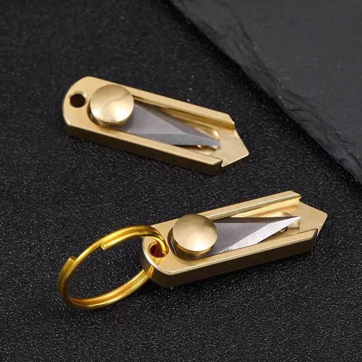 Portachiavi con lama a spinta in ottone mini EDC Tool - image 0