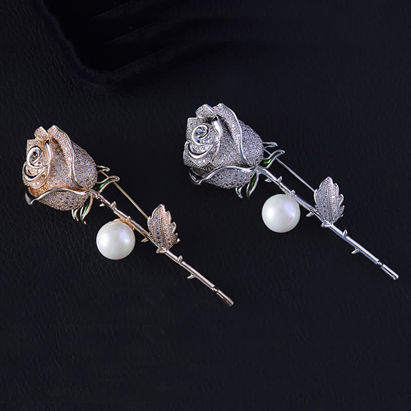 Spilla elegante da donna con perle finte a forma di fiore di rosa - image 4