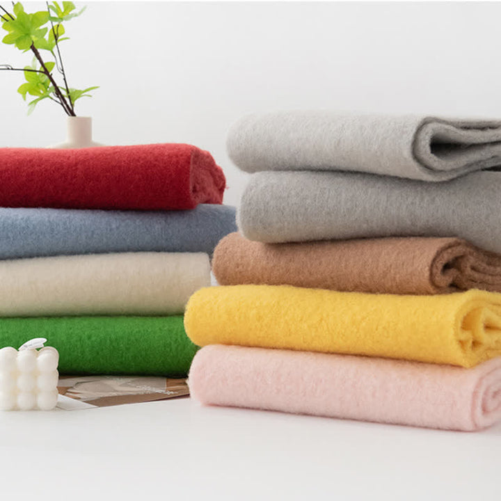 Sciarpa unisex in cashmere con frange tinta unita - image 7