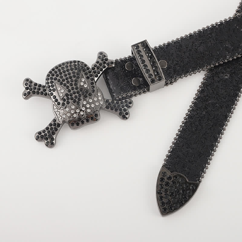 Cintura in pelle con fibbia a forma di proiettile e rivetti a forma di teschio dei cartoni animati - image 2