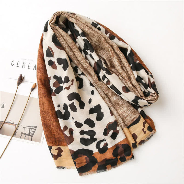 Sciarpa sottile grande con stampa leopardata da donna - image 16