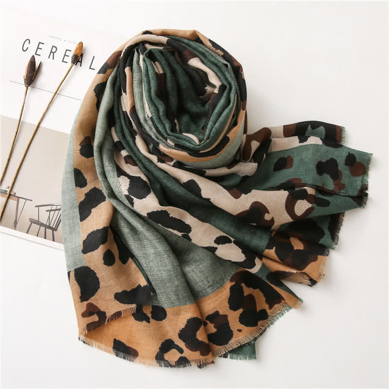 Sciarpa sottile grande con stampa leopardata da donna - image 2