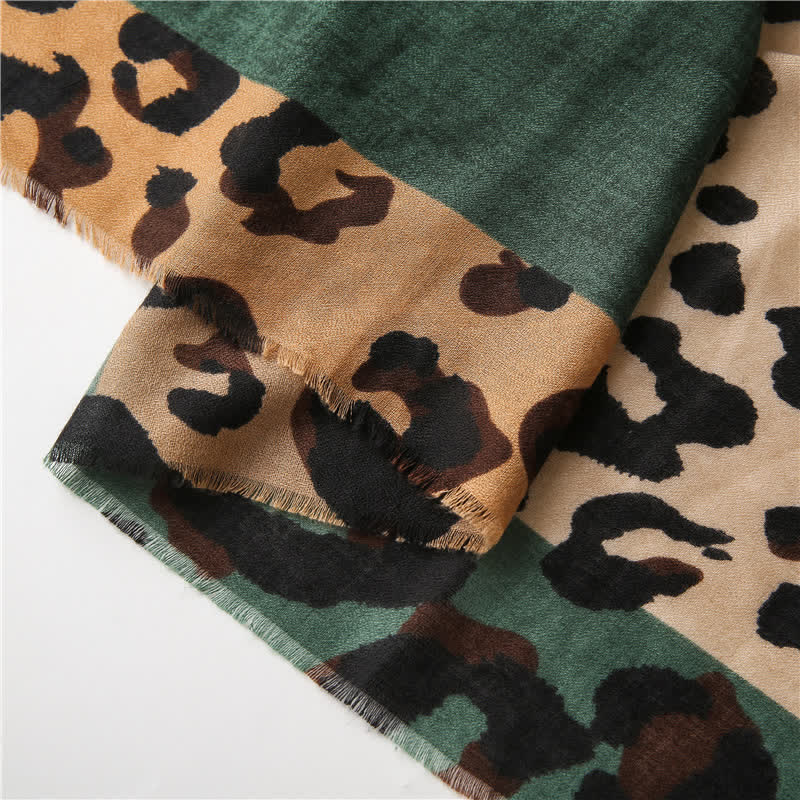 Sciarpa sottile grande con stampa leopardata da donna - image 7