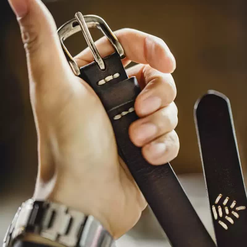 Cintura in pelle stretta con decorazione da cucito nera vintage - image 1