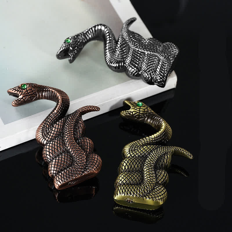 Accendino a butano ricaricabile a forma di serpente arrotolato creativo - image 1