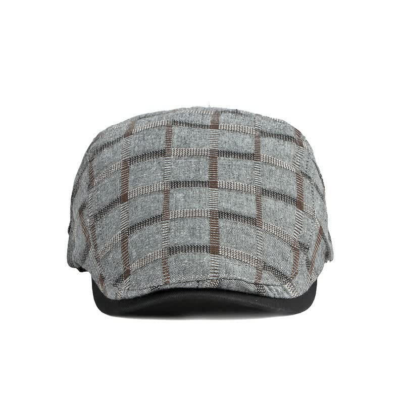 Cappello basco con motivo a quadri semplice e colore a contrasto - image 1