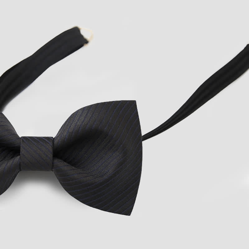 Papillon da uomo in twill nero sottile a righe blu navy - image 10
