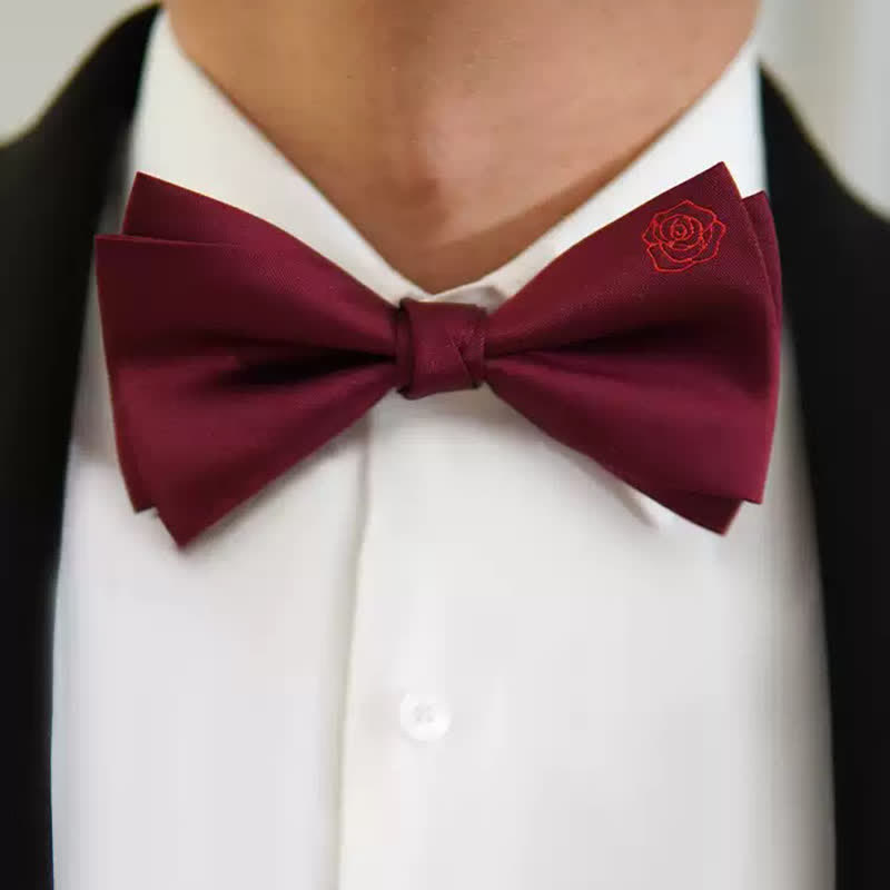 Papillon con fazzoletto ricamato con rosa bugundy da uomo - image 1