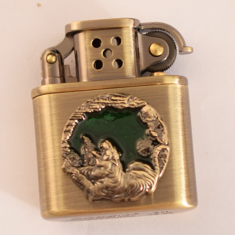 Accendino a cherosene ricaricabile con motivo animale smaltato in bronzo antico - Tigre verde - image 10