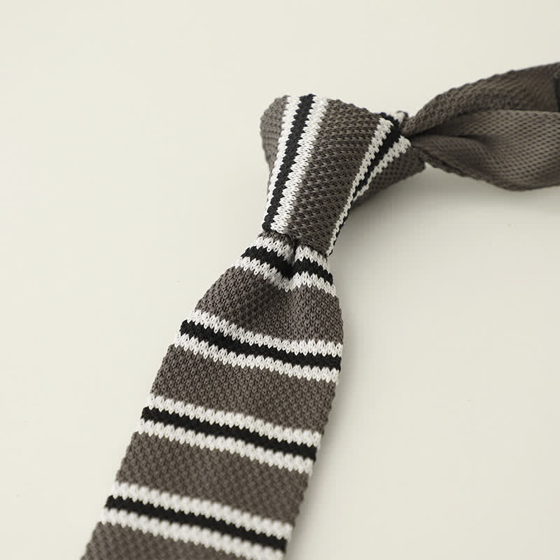 Cravatta stretta a righe da uomo in maglia - Grigio - image 10
