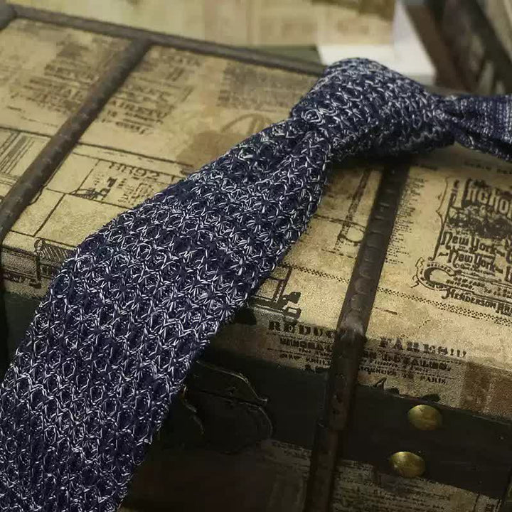 Cravatta lavorata a maglia di colore scuro variegato da uomo - Blu - image 9
