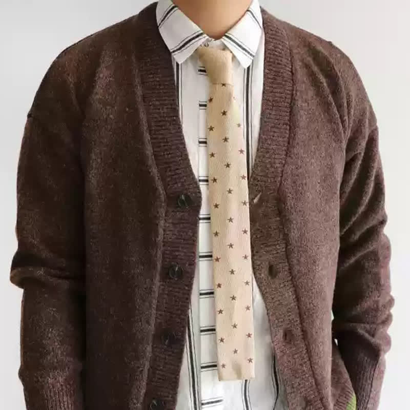 Cravatta lavorata a maglia con stelle e pois color cappuccino da uomo - Cammello chiaro - image 3