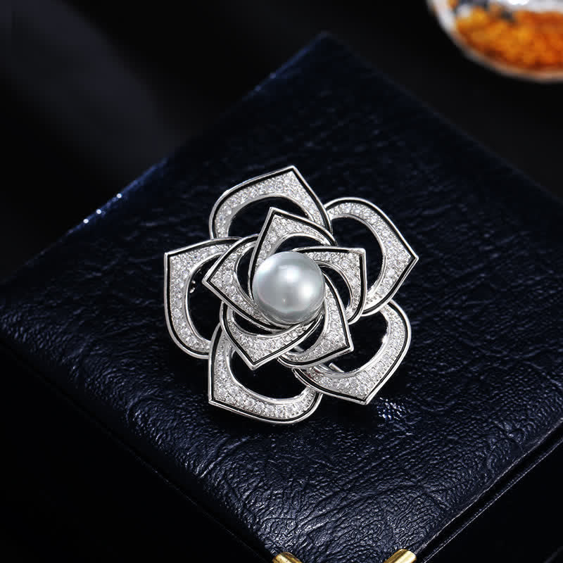 Spilla da donna con perle di camelia Purity - image 5