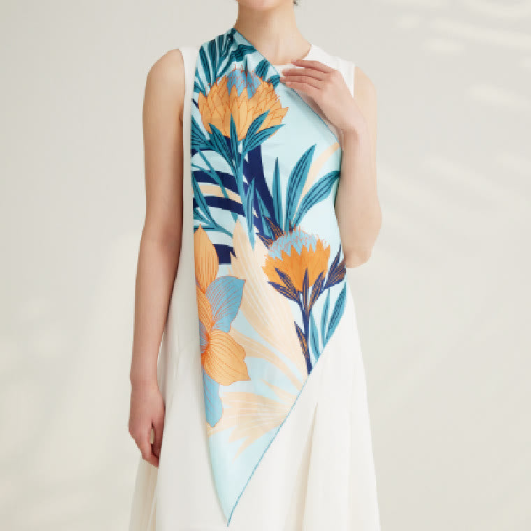 Sciarpa sottile in seta primaverile con motivo floreale Protea da donna - Blu - image 0