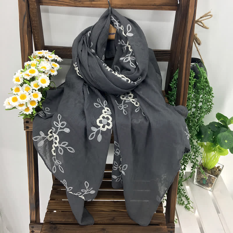 Sciarpa sottile da donna con ricamo floreale in lino e cotone nazionale - image 10