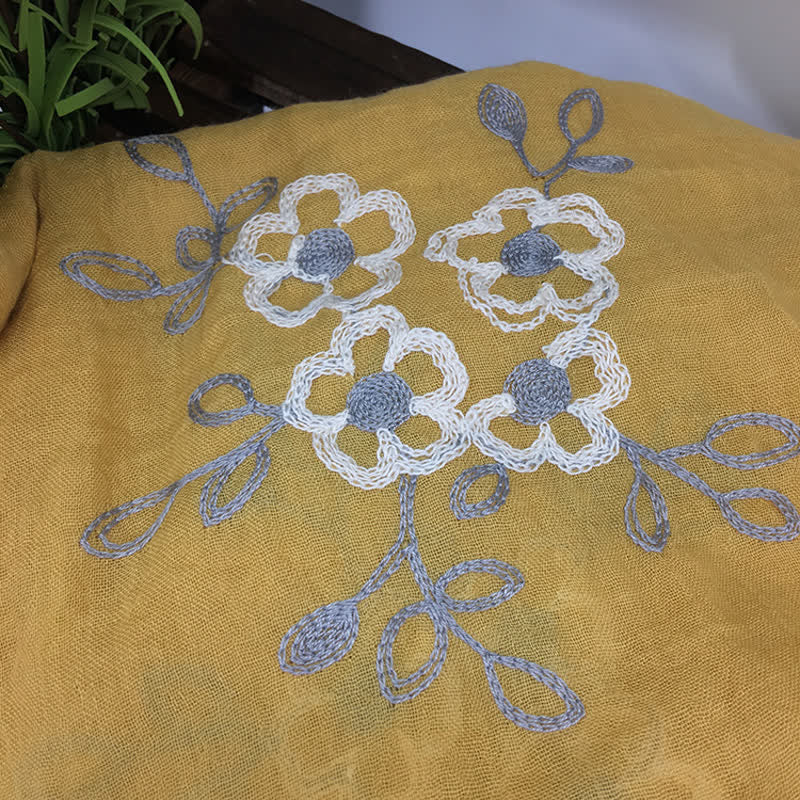 Sciarpa sottile da donna con ricamo floreale in lino e cotone nazionale - image 4