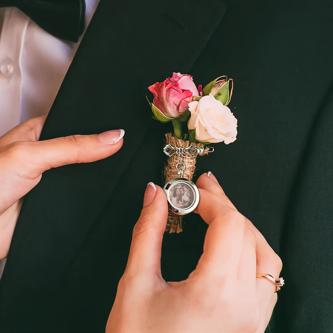 Personalizza la tua spilla con fiocco fotografico, spilla commemorativa in metallo - image 2