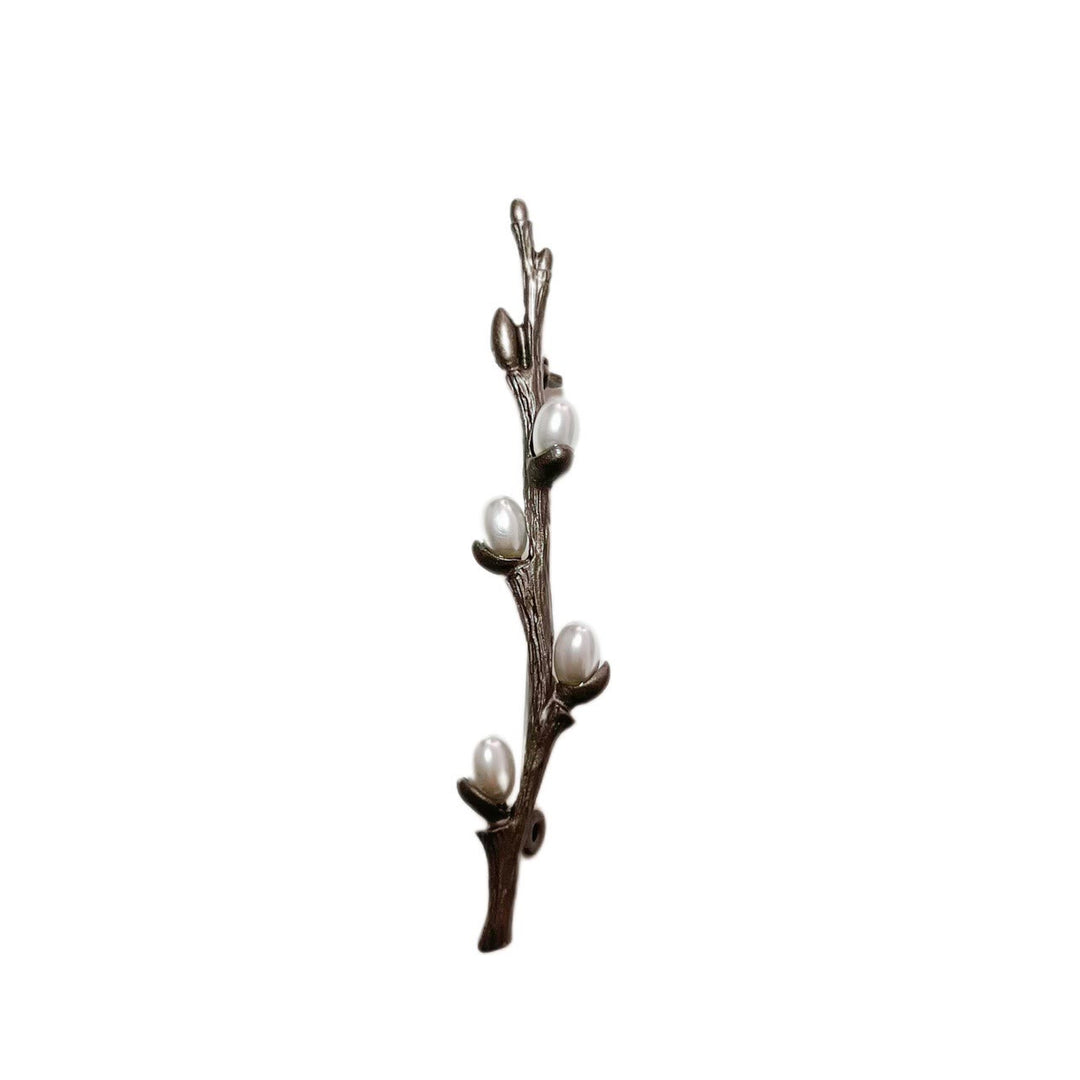 Spilla vintage con ramo in legno e perle in lega - image 10